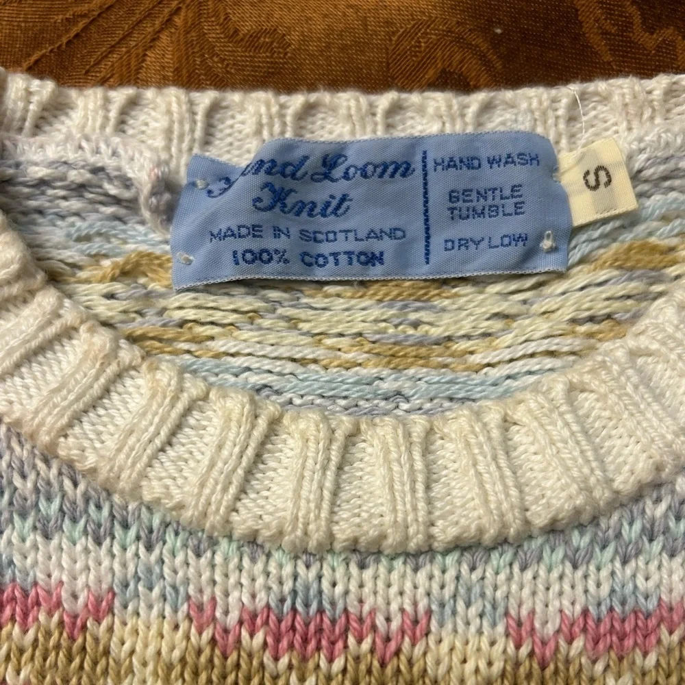 Fair Isle Style Hand Loom Scotland Woman’s Cozy Sweater Size Small Vintage EUC - Picture 9 of 11